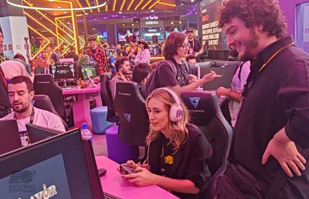 gamescom 04